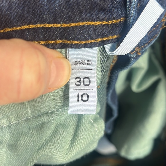 LOFT Curvy High Waist Wide Leg Cropped Jean - Picture 6 of 9